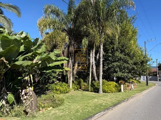 Imagem 5: Terreno de Esquina com Edificação