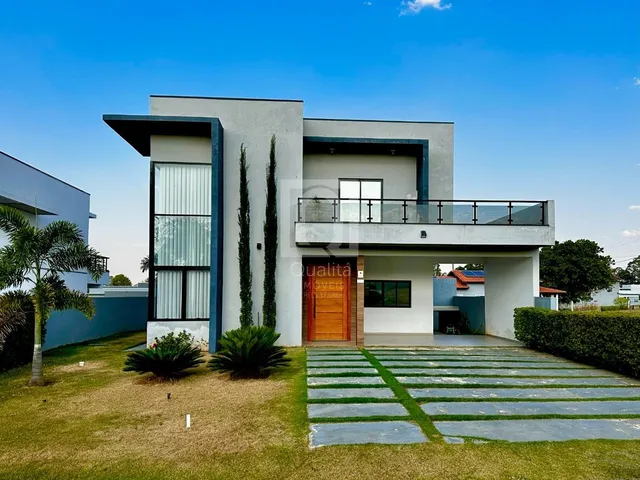 Imagem: A casa em condomínio possui 3 Dormitórios, 3 Suítes, 4