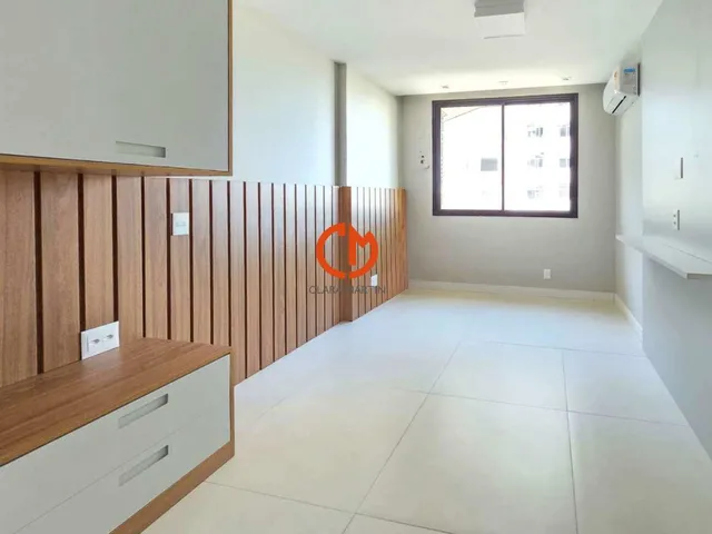 Imagem 7: Flat à venda em Rio de Janeiro, Ipanema, com 2 quartos, 76m²