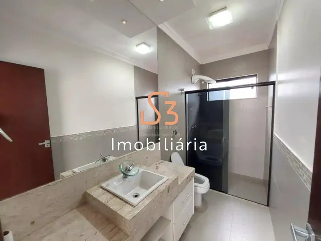 Imagem 10: Casa para locação no Alto Umuarama: 3 quartos, 1 suíte, 2 salas, 1 banheiro, 4 vagas