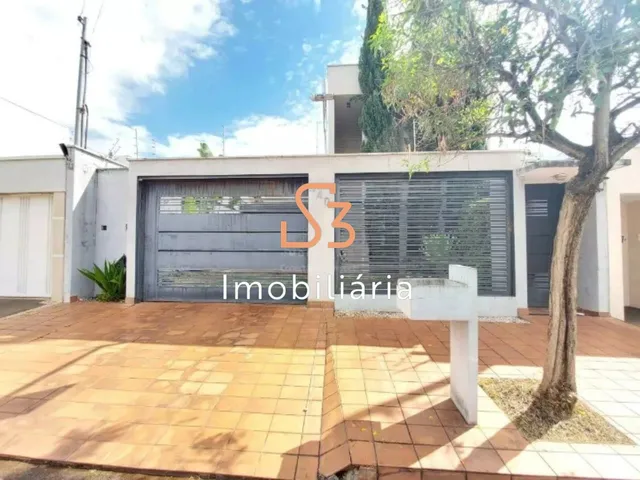 Imagem 4: Casa para locação no Alto Umuarama: 3 quartos, 1 suíte, 2 salas, 1 banheiro, 4 vagas