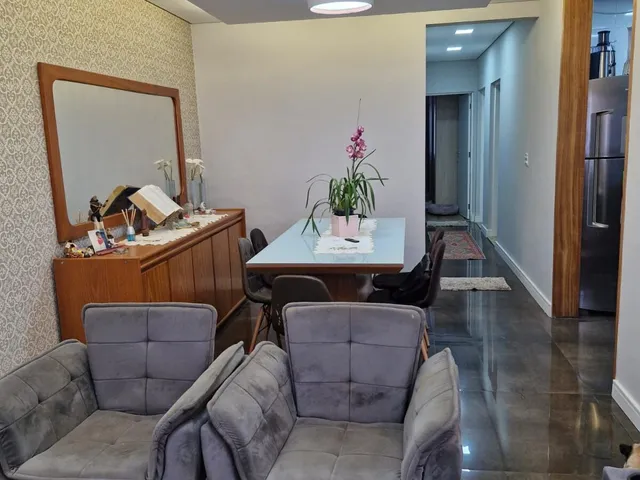 Imagem 14: Mairiporã - Casa a Venda em Terra Preta, 4 Dormitorios Sendo 3 Suites, 5 Vagas e Piscina.