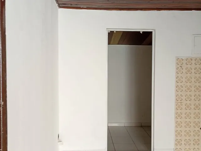 Imagem 11: CASA - MATINHOS Casa com 3 dormitórios