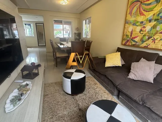 Imagem: Casa à venda no bairro Patamares - Salvador/BA