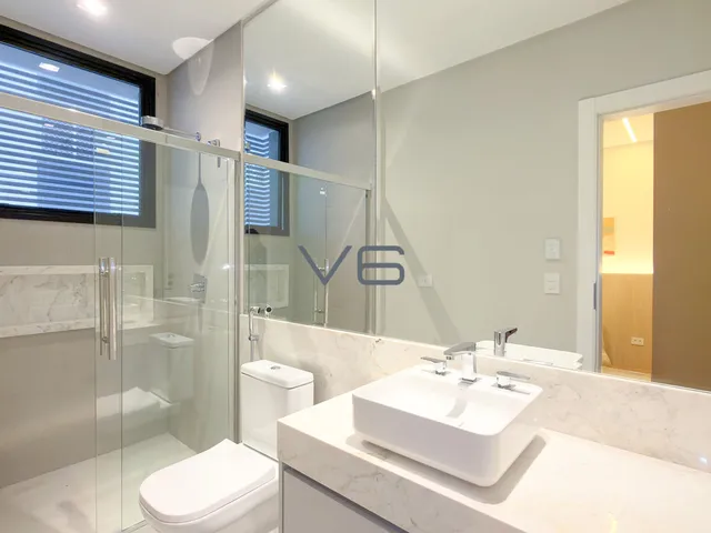 Imagem 10: Apartamento Alto Padrão com 3 suítes, 4 vagas de garagem, 176m² privativos, no Batel