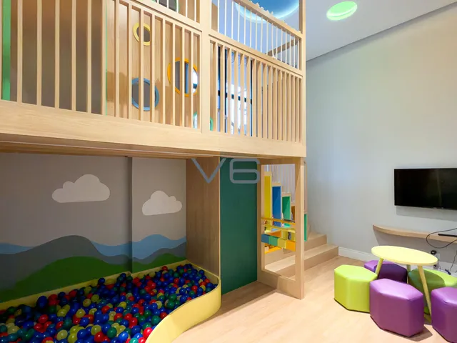 Imagem 7: Apartamento Alto Padrão com 3 suítes, 4 vagas de garagem, 176m² privativos, no Batel
