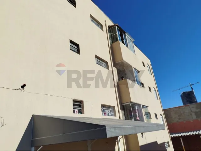 Imagem: O apartamento possui 2 Dormitórios, 1 Banheiro, 1 Vaga na