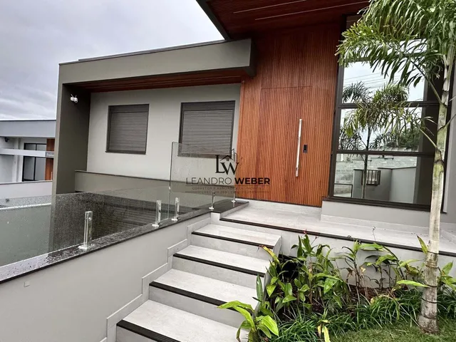 Imagem 10: Casa Alto Padrão - 220m² em São José - SC