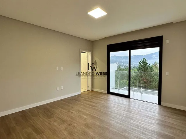 Imagem 5: Casa Alto Padrão - 220m² em São José - SC