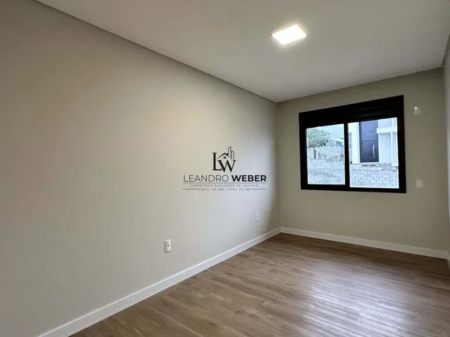 Imagem 11: Casa Alto Padrão - 220m² em São José - SC