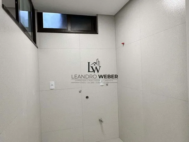 Imagem 2: Casa Alto Padrão - 220m² em São José - SC