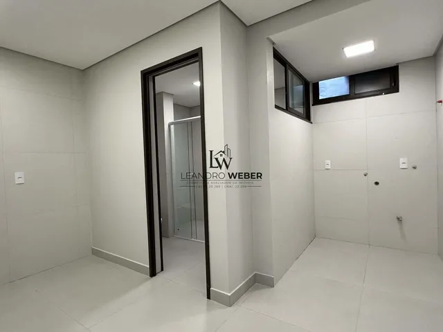 Imagem 14: Casa Alto Padrão - 220m² em São José - SC