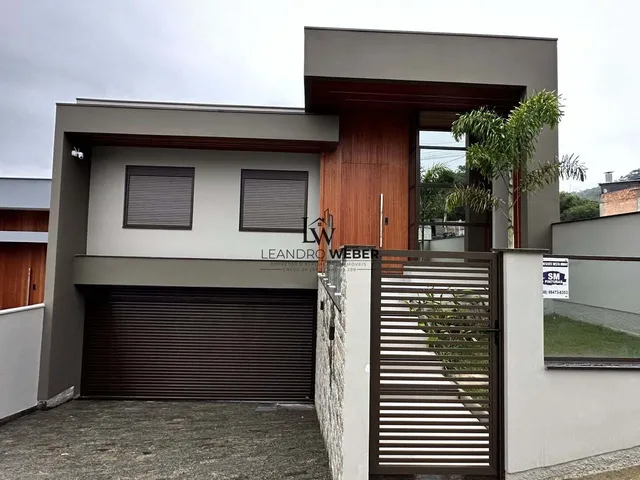 Imagem 4: Casa Alto Padrão - 220m² em São José - SC
