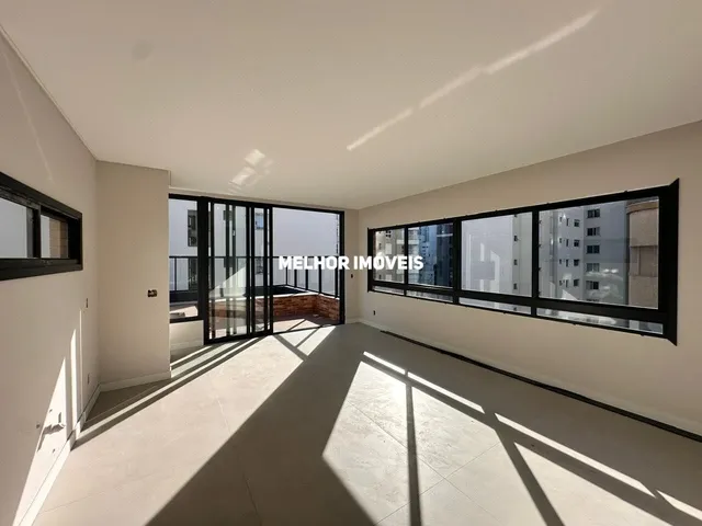 Imagem 3: Cobertura Duplex á venda na Quadra mar com 4 suítes e 3 vagas localizada em Balneário