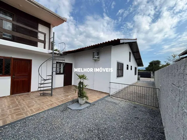 Imagem: Casa à venda no Bairro Jardim Dourado em
