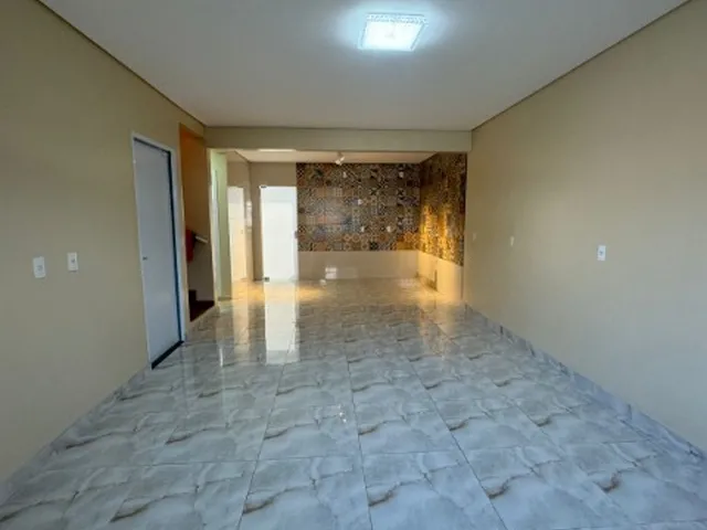 Imagem 12: CASA RESIDENCIAL em JOINVILLE - SC, ESPINHEIROS