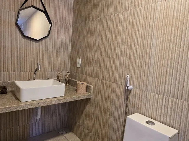 Imagem 13: Excelente casa Duplex 5 suítes, terreno amplo com lagoa, Busca Vida, Camaçari, BA