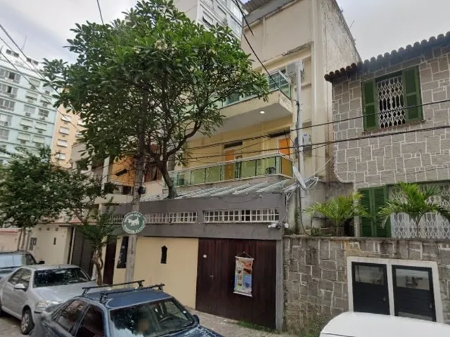 Imagem 7: Casa em leilão à Venda em Copacabanaia no Rio de Janeiro-RJ!