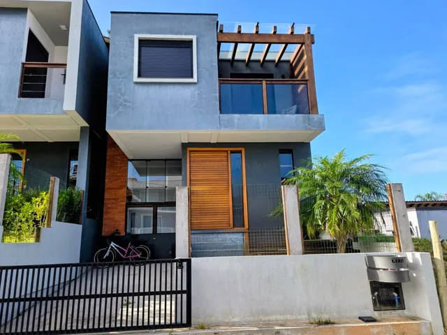 Imagem: Casa à venda em Garopaba-SC, bairro Quinta