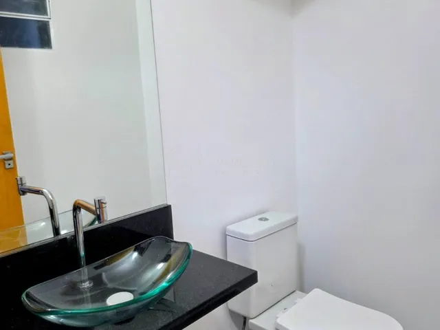 Imagem 2: Casa à venda em Garopaba-SC, bairro Quinta dos Açores: 3 quartos, 1 suíte, 1 sala, 3