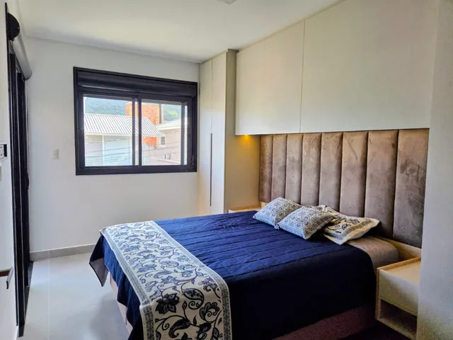 Imagem 8: Casa à venda em Garopaba-SC, bairro Quinta dos Açores: 3 quartos, 1 suíte, 1 sala, 3