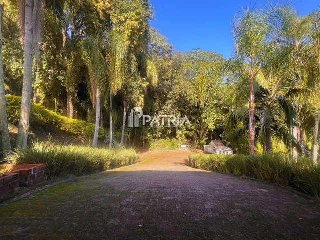 Imagem 2: ALVENARIA COM LINDA ARQUITETURA E INFRAESTRUTURA DE TIRAR O FÔLEGO, NO BAIRRO HI
