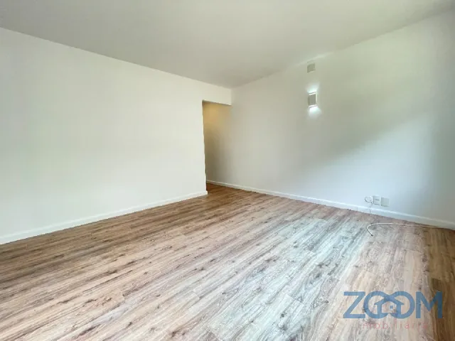 Imagem 11: SQS 404 BLOCO A APT 107 - PRIMEIRO ANDAR - AR CONDICIONADO - VAZADO - 77,64M2 - EXCELENTE