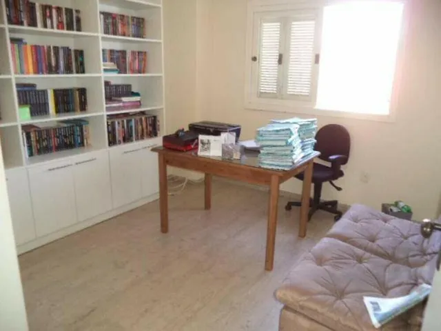 Imagem 9: CASA RESIDENCIAL em PORTO ALEGRE - RS, HÍPICA