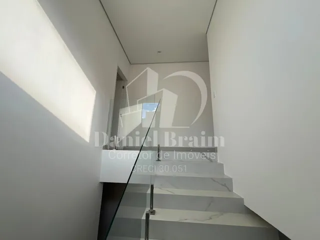 Imagem 9: Sobrado com 3 Suites, Closet, Escritório, Cozinha Planejada e Ar condicionado