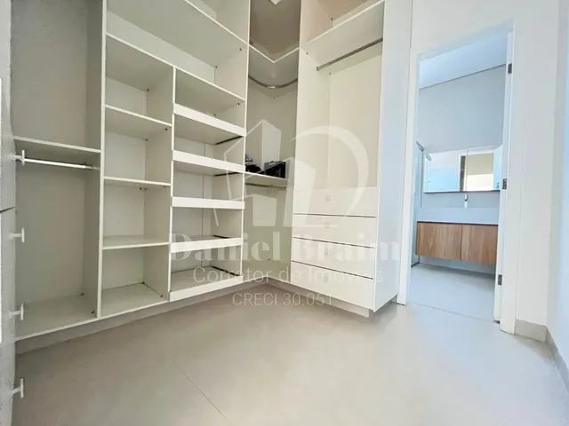 Imagem 11: Sobrado com 3 Suites, Closet, Escritório, Cozinha Planejada e Ar condicionado