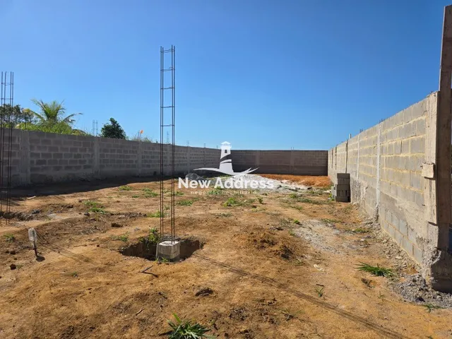 Imagem 3: Construa seu projeto em Guarapari: terreno plano, murado e pronto para receber a casa que