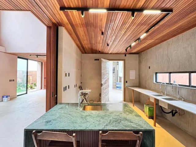 Imagem 3: Apartamento na Ponta Farol 110 m² 3 suítes reformado e Projetado
