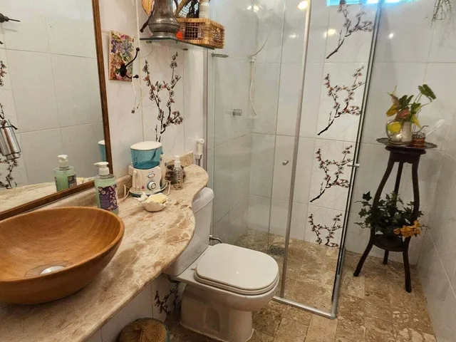 Imagem 12: Casa à Venda com Quarto Externo e Garagem no Cypress Garden