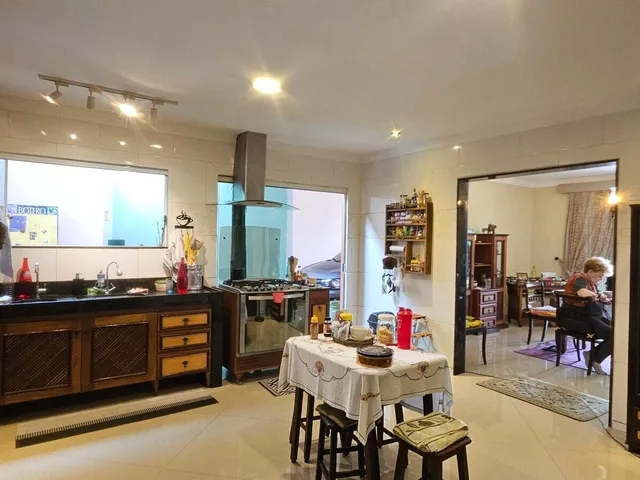 Imagem 14: Casa com Quintal e Quarto Extra à Venda em Ananindeua