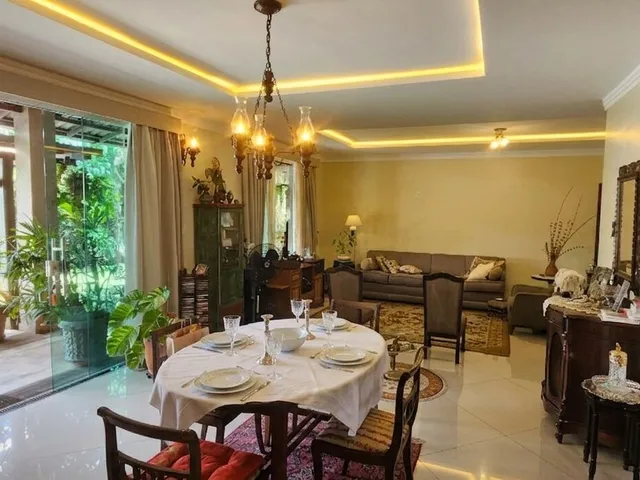 Imagem 3: Oportunidade no Cypress Garden – Casa com Suíte e Área de Lazer Completa