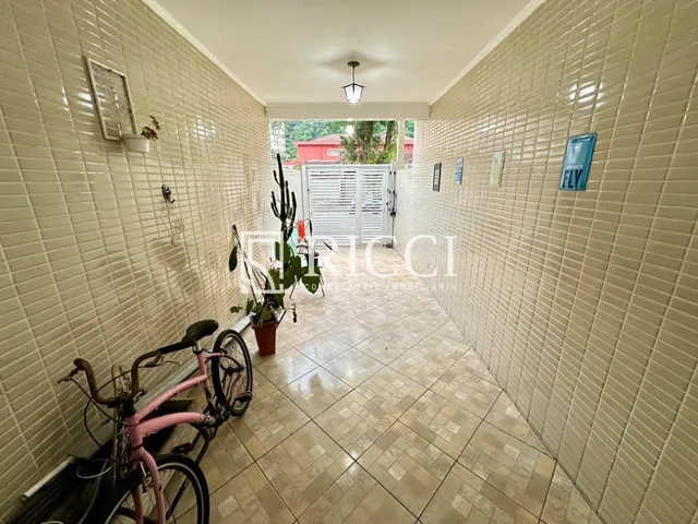 Imagem 4: Casa triplex a venda no marapé