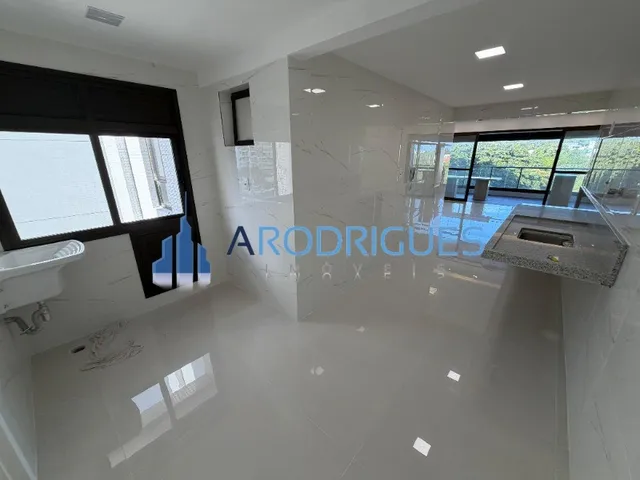 Imagem 4: Apartamento em Alphaville I à Venda com 3 quartos, 3 suítes e 128m² - Nascente Total