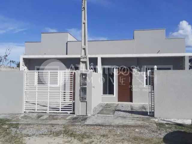 Imagem 2: Casa à venda, com ampla suíte, Saint´Etienne, MATINHOS - PR