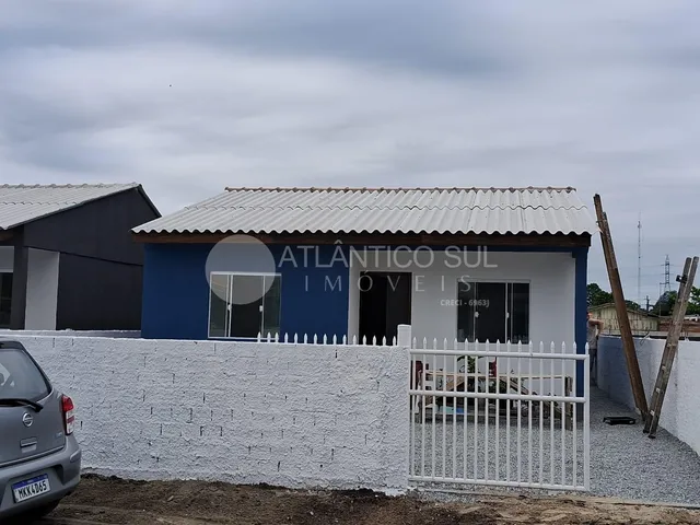 Imagem: Casa na Praia com 2 Quartos, 1 banheiro