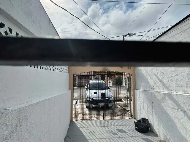Imagem 16: Casa à Venda na Rua Curuçá com Terreno de 52 Metros de Profundidade