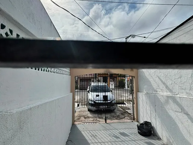 Imagem 15: Casa à Venda na Rua Curuçá com Terreno de 52 Metros de Profundidade