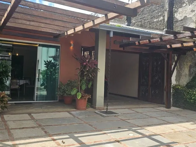 Imagem 3: Casa de 3 Quartos em Condomínio com Piscina e Academia