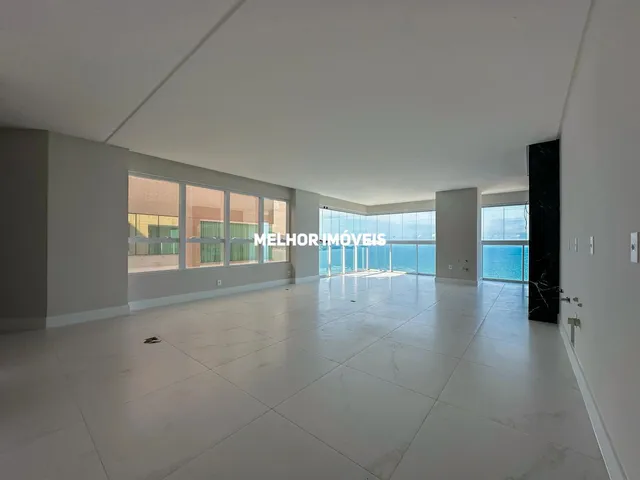 Imagem 2: Apartamento á venda com Vista Mar com 3 suítes e 3 vagas localizado em Itapema - SC