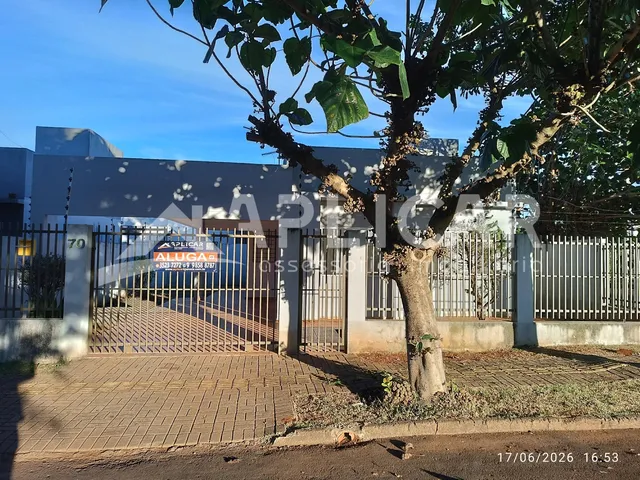 Imagem: Casa com 02 quartos no Jardim Cataratas