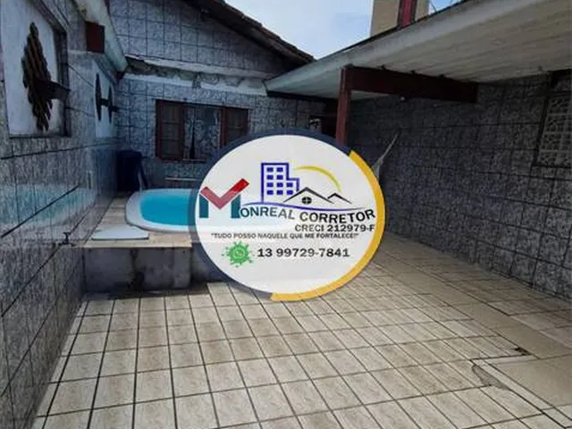 Imagem: Casa Geminada de 2 Dormitórios com Piscina