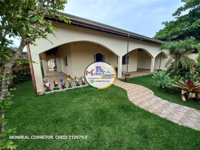 Imagem: CASA ELEGANTE LOTE INTEIRO A PASSOS DO MAR