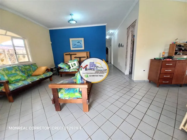 Imagem 8: CASA ELEGANTE LOTE INTEIRO A PASSOS DO MAR