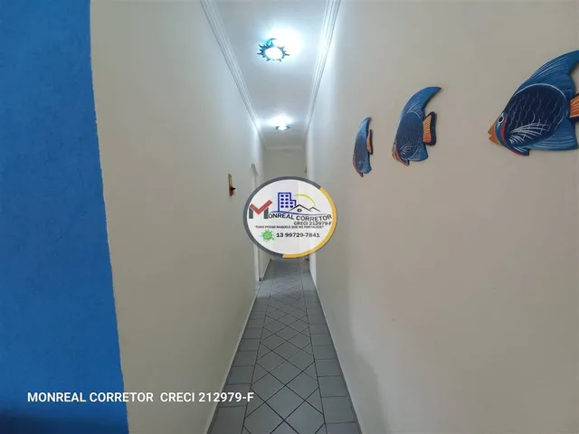 Imagem 12: CASA ELEGANTE LOTE INTEIRO A PASSOS DO MAR