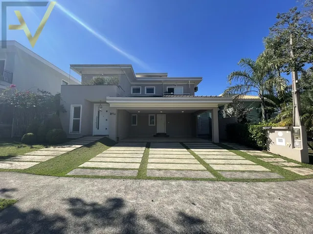 Imagem: A casa possui 4 Dormitórios, 4 Suítes, 5 Banheiros, 3