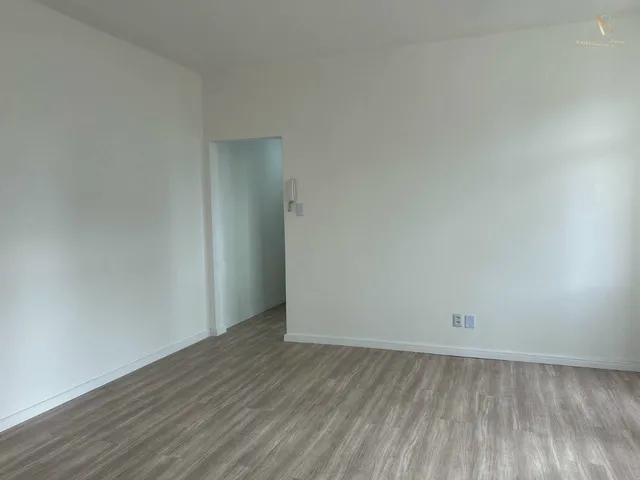 Imagem 3: Apartamento à venda em Porto Alegre, Petrópolis, com 3 quartos, 67.25m²